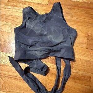 Tie-Back Athletic Crop Top in Slate Gray/Blue